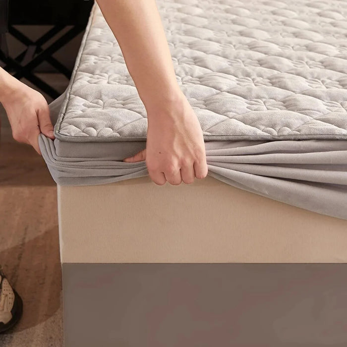 Luxurious and opulent ultimate thickened cotton mattress cover providing unmatched comfort and durability. Soft, cozy anti-slip